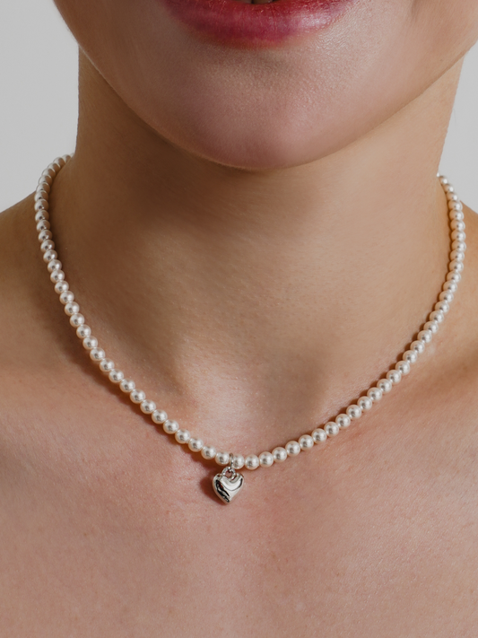 Tiny Heart Pearl Necklaces